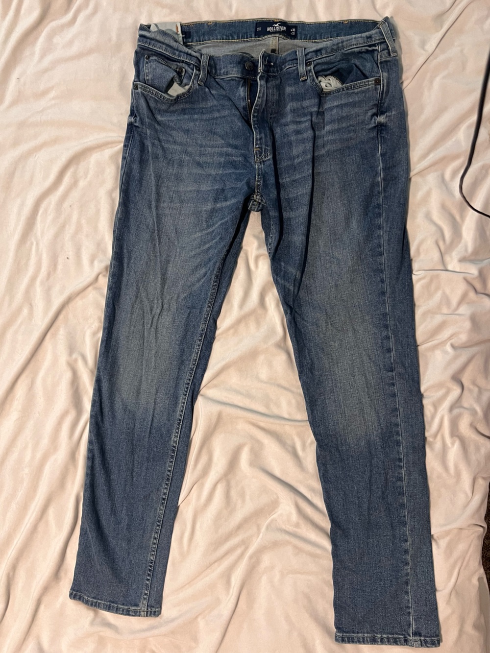 Hollister Skinny Straight Jeans in Dark Blue Wash
